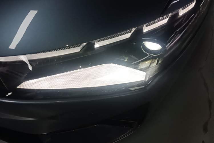 Used XPeng P5 2021 600P Left Front Headlight