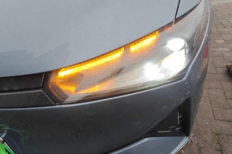 Used XPeng P5 2021 550G Left Front Headlight