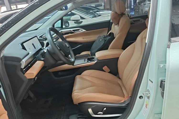 Used XPeng P5 2021 600P Left Front Seat