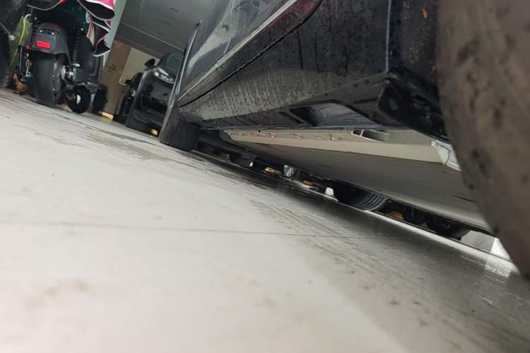 Used XPeng P5 2021 550E Left Side Sill