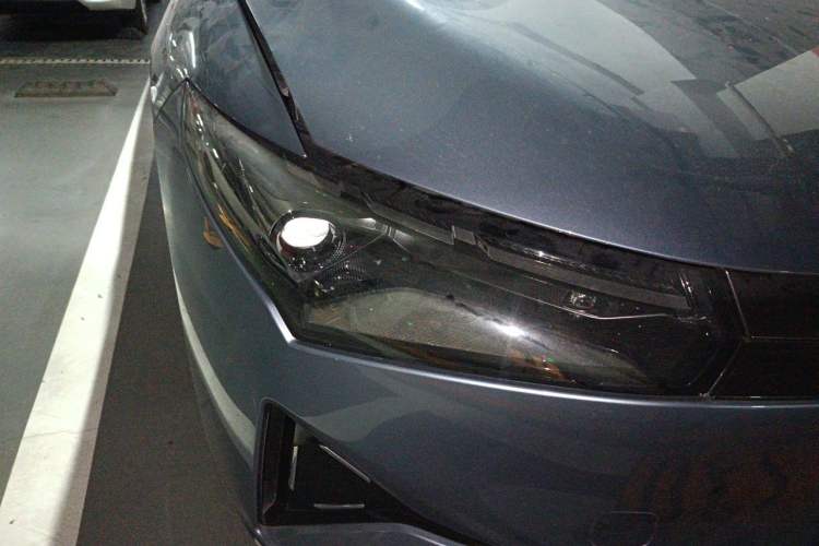 Used XPeng P5 2021 550G Right Front Headlight