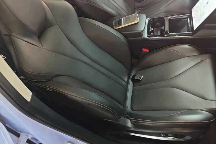 Used XPeng P5 2021 550G Right Front Seat