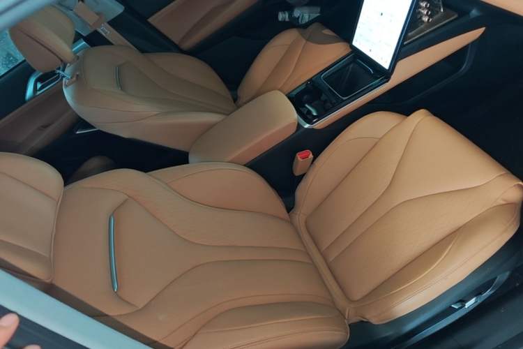 Used XPeng P5 2021 550E Right Front Seat