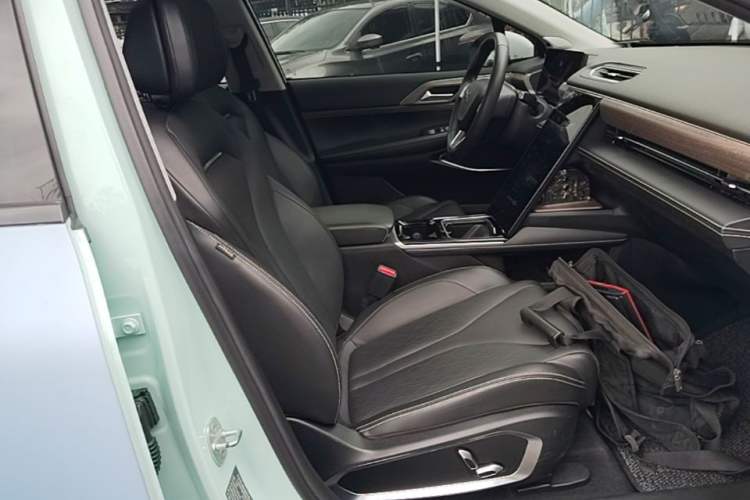 Used XPeng P5 2021 600P Right Front Seat