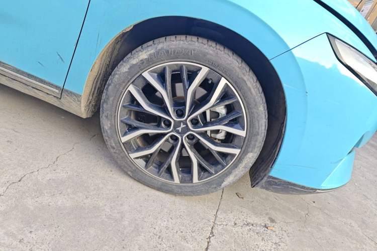 Used XPeng P5 2021 460G+ Right Front Wheel Hub