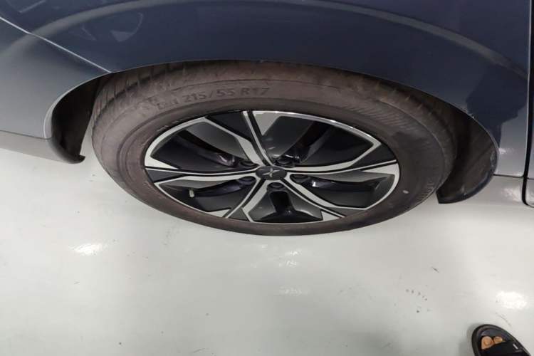 Used XPeng P5 2021 600P Right Rear Wheel Hub