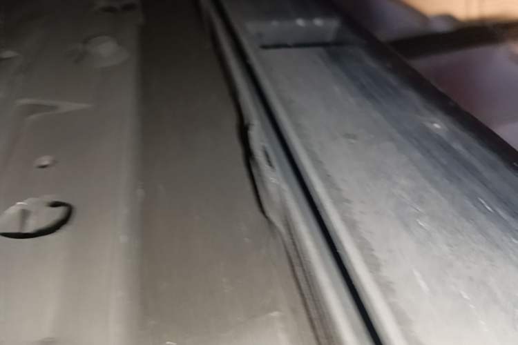 Used XPeng P5 2021 600P Right Side Sill