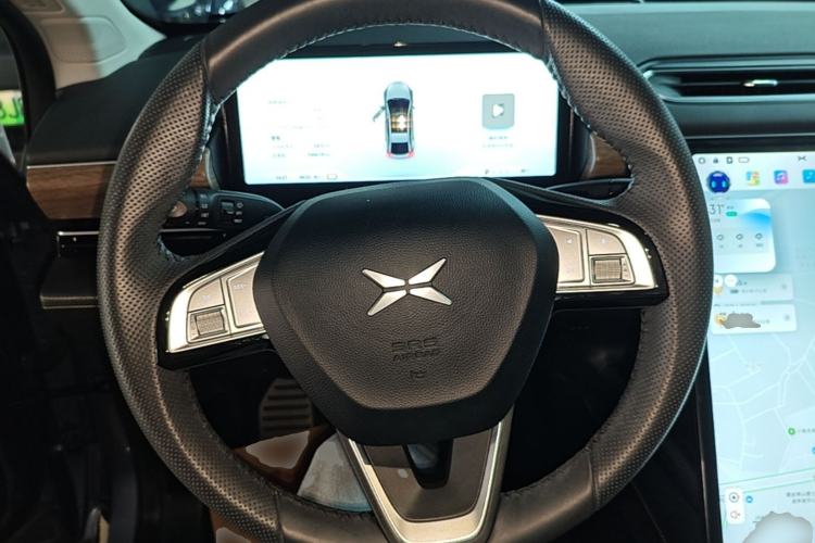 Used XPeng P5 2021 550G Steering Wheel
