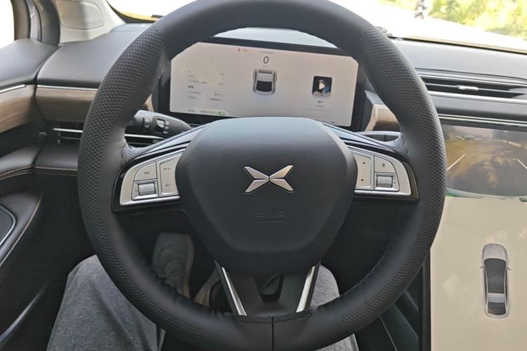 Used XPeng P5 2021 460G+ Steering Wheel