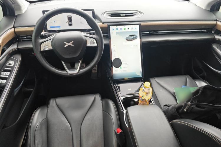 Used XPeng P5 2021 460G+ Center Console