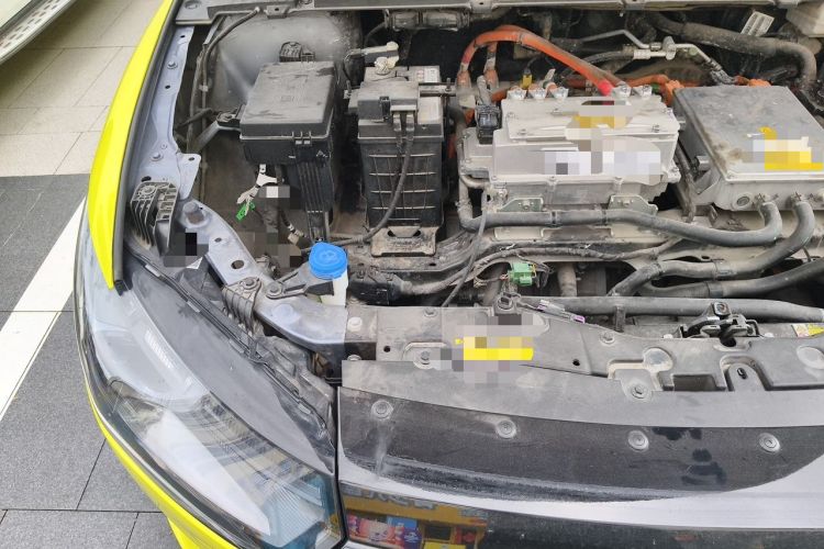 Used XPeng P5 2021 550G Engine Bay Right