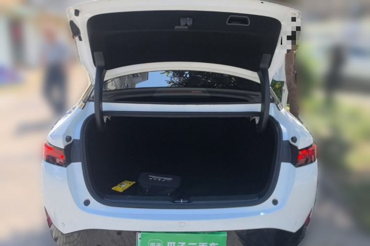 Used XPeng P5 2021 460E Trunk
