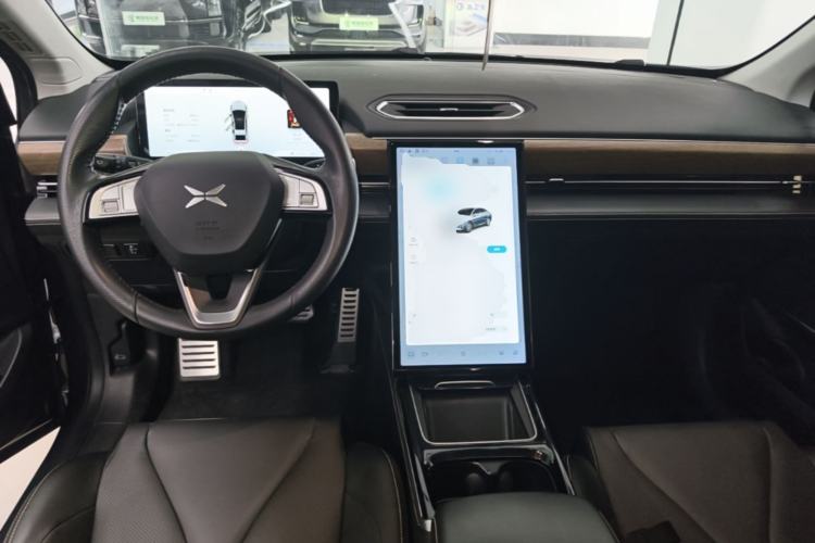 Used XPeng P5 2021 460G Center Console