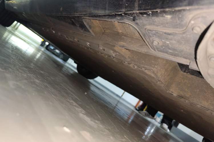 Used XPeng P5 2021 460E Chassis Rear Left