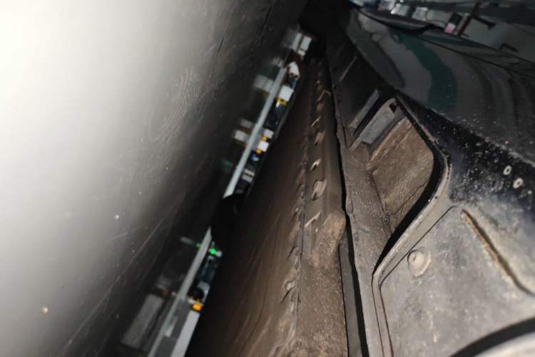 Used XPeng P5 2021 460E Chassis Rear Left