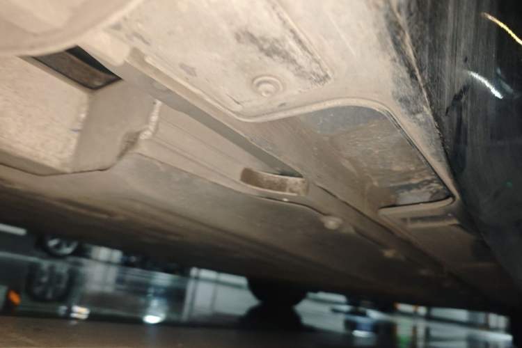 Used XPeng P5 2021 460G+ Chassis Rear Right