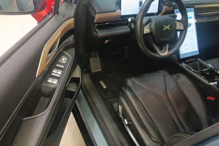 Used XPeng P5 2021 460G+ Driver Seat