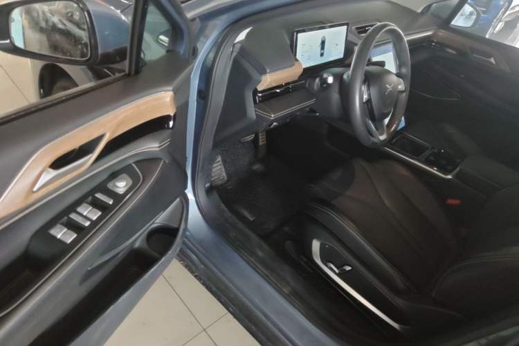 Used XPeng P5 2021 460G+ Driver Seat