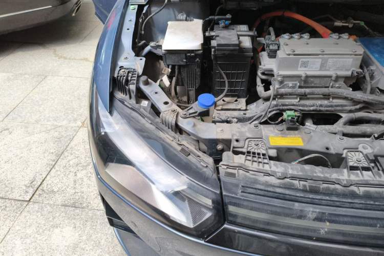 Used XPeng P5 2021 600P Engine Bay Right