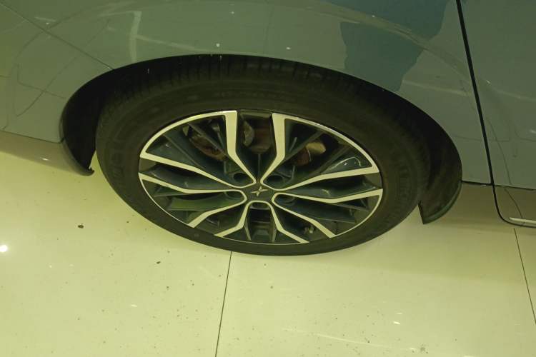 Used XPeng P5 2021 460G+ Exterior 5