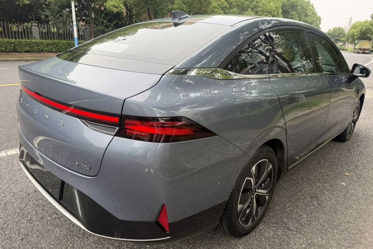 Used XPeng P5 2021 550E Exterior 9