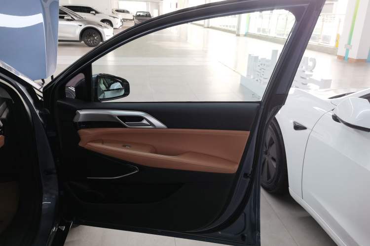 Used XPeng P5 2021 550E Interior 5