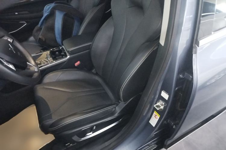 Used XPeng P5 2021 550G Left Front Seat