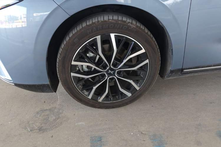 Used XPeng P5 2021 460G+ Left Front Wheel Hub