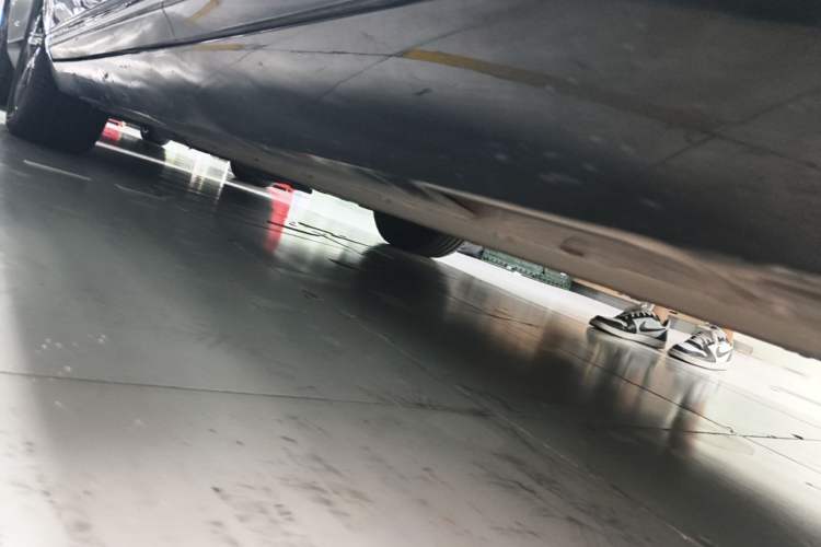 Used XPeng P5 2021 550E Left Side Sill