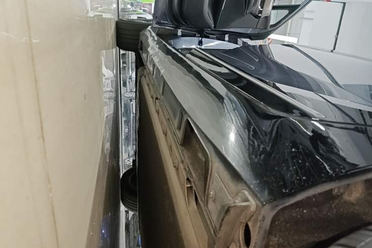Used XPeng P5 2021 550E Left Side Sill