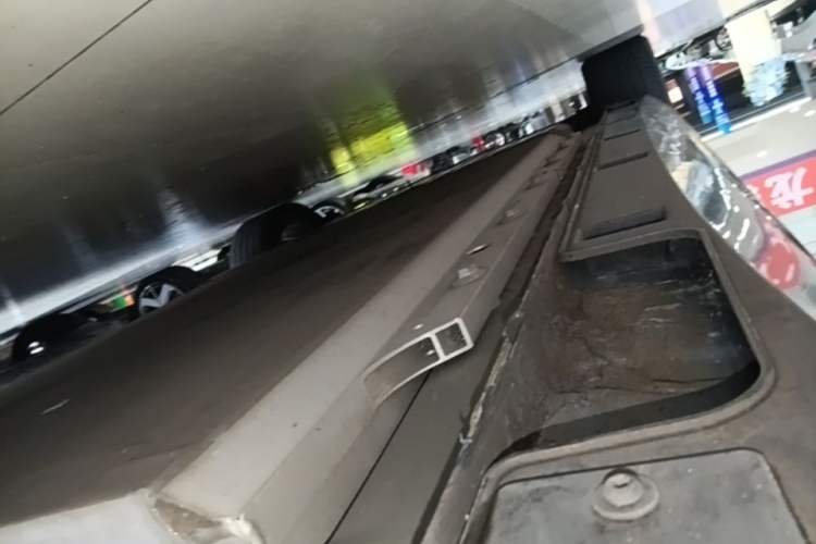 Used XPeng P5 2021 550E Left Side Sill