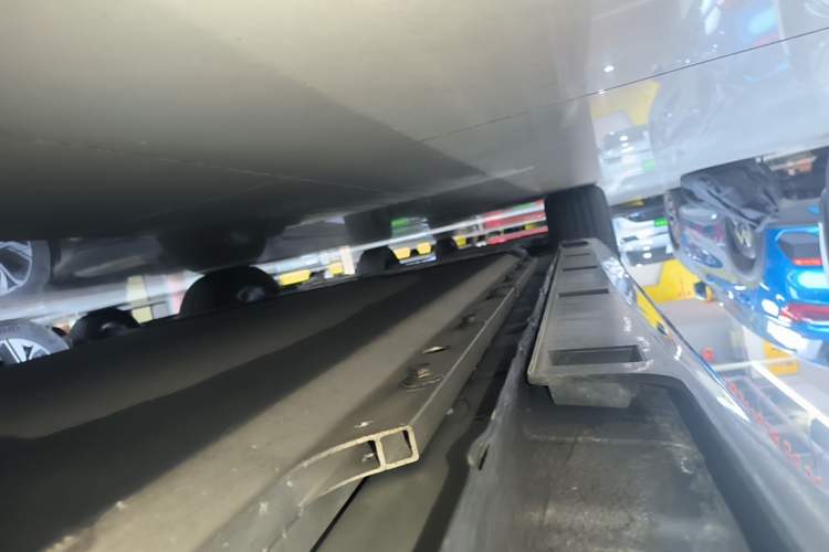 Used XPeng P5 2021 460G+ Left Side Sill