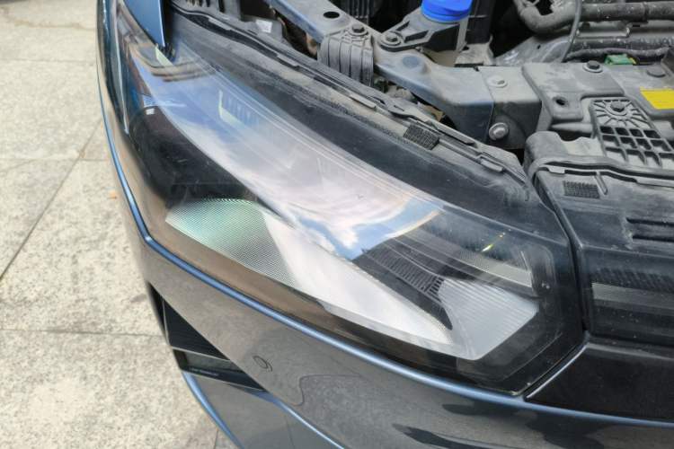 Used XPeng P5 2021 600P Right Front Headlight
