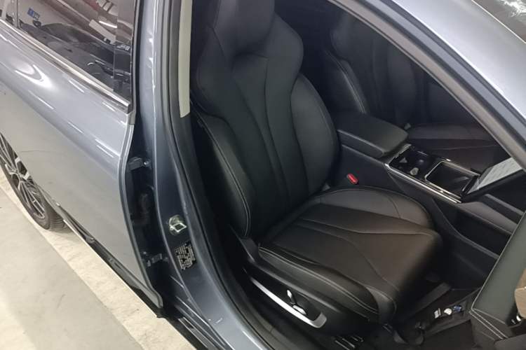 Used XPeng P5 2021 460G+ Right Front Seat