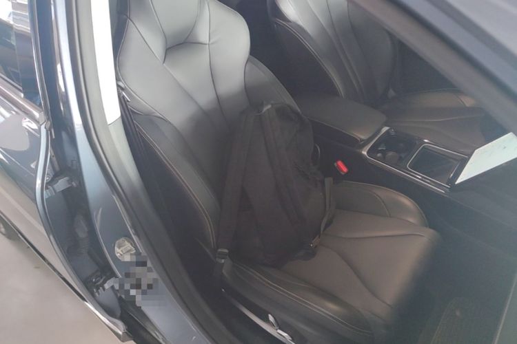 Used XPeng P5 2021 550G Right Front Seat