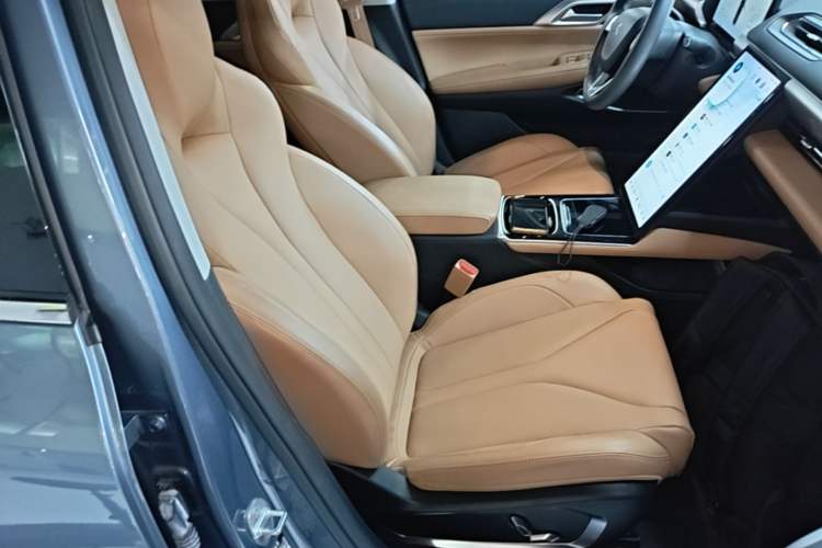 Used XPeng P5 2021 550E Right Front Seat