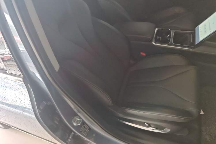 Used XPeng P5 2021 460G+ Right Front Seat
