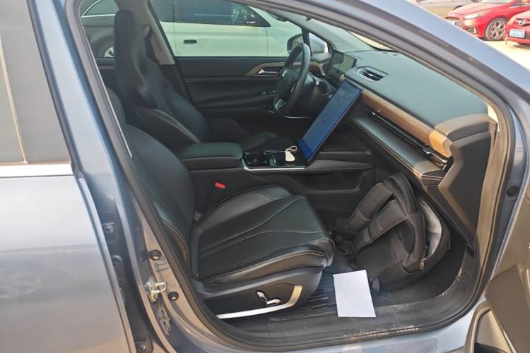 Used XPeng P5 2021 550G Right Front Seat