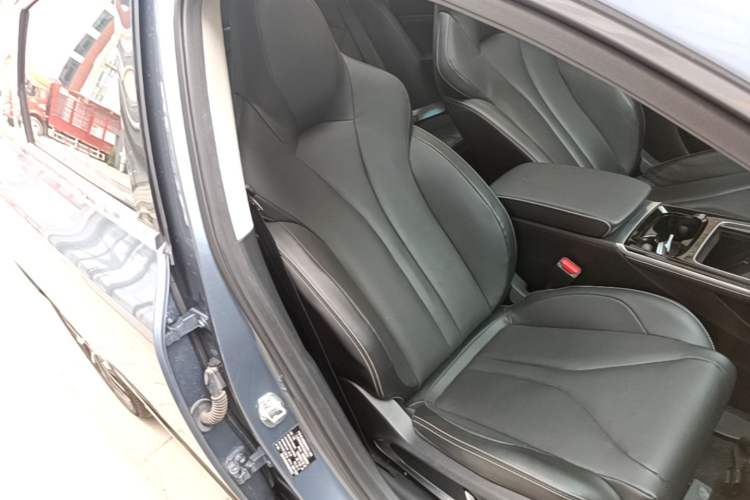 Used XPeng P5 2021 460G+ Right Front Seat