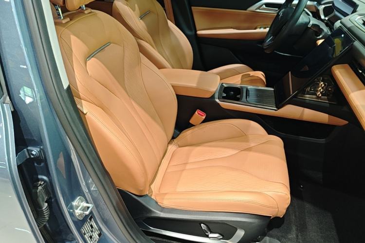 Used XPeng P5 2021 550E Right Front Seat