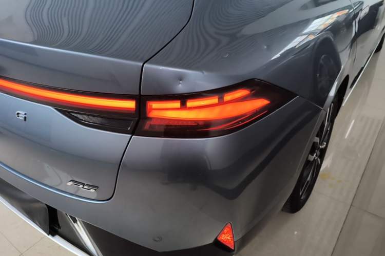 Used XPeng P5 2021 460G+ Right Rear Taillight