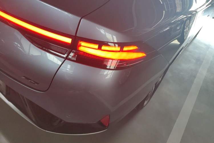 Used XPeng P5 2021 550G Right Rear Taillight