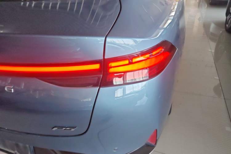 Used XPeng P5 2021 460G+ Right Rear Taillight