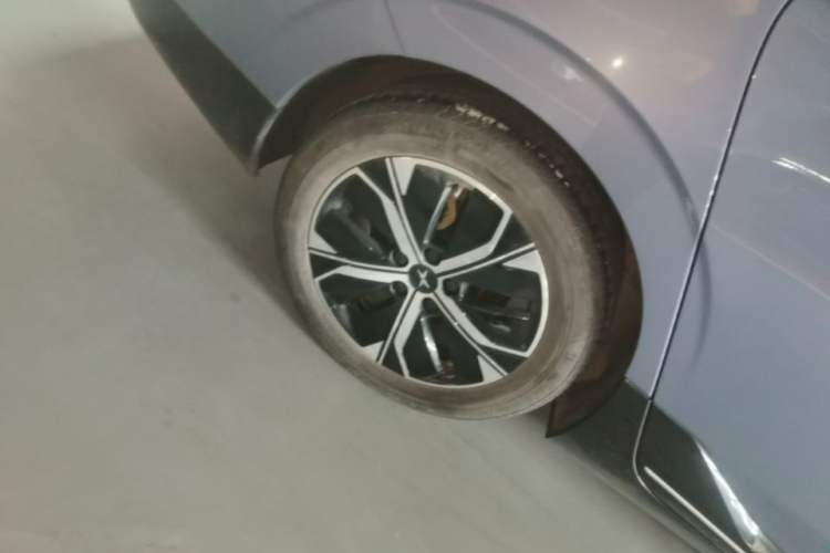 Used XPeng P5 2021 550P Right Rear Wheel Hub