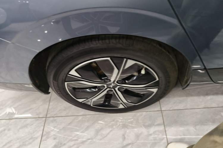 Used XPeng P5 2021 460G Right Rear Wheel Hub