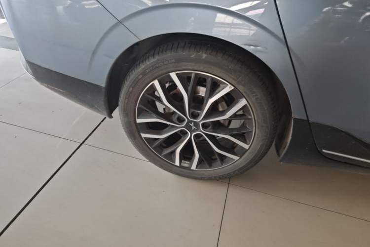 Used XPeng P5 2021 460G+ Right Rear Wheel Hub