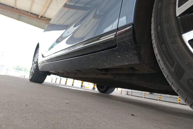 Used XPeng P5 2021 460G+ Right Side Sill