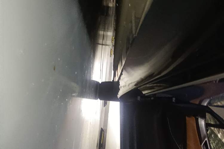 Used XPeng P5 2021 550E Right Side Sill