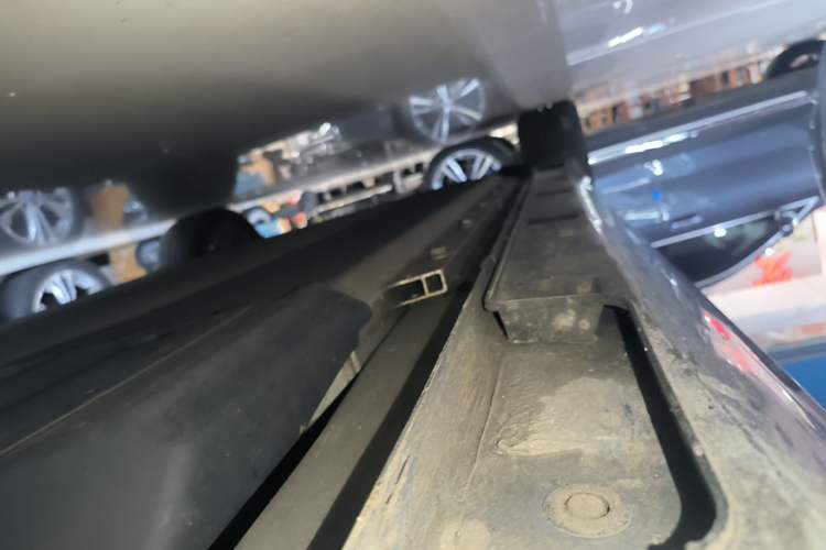 Used XPeng P5 2021 460G+ Right Side Sill