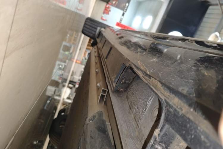 Used XPeng P5 2021 460G+ Right Side Sill